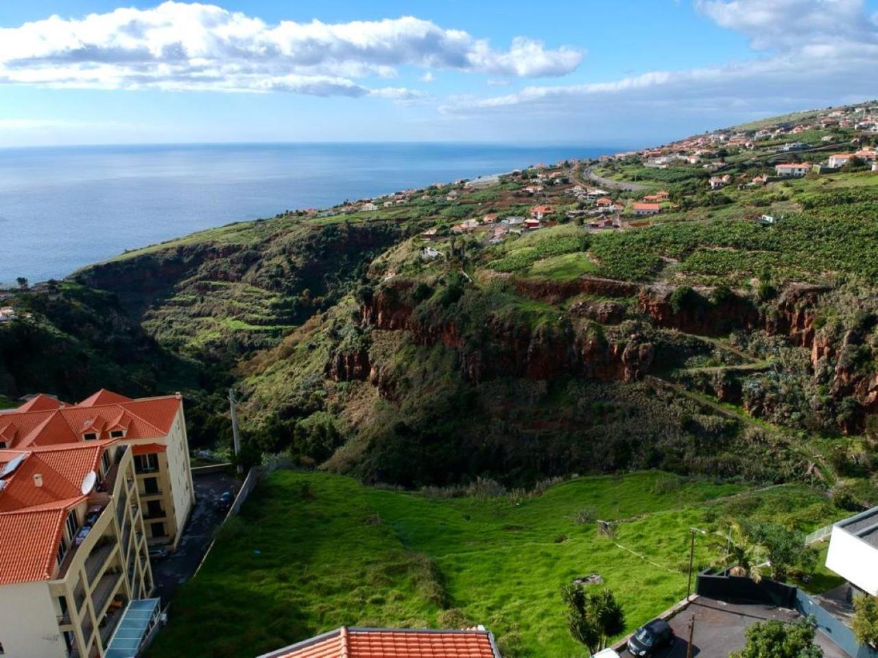 Апартаменты Mountain View Star Estreito Da Calheta Экстерьер фото