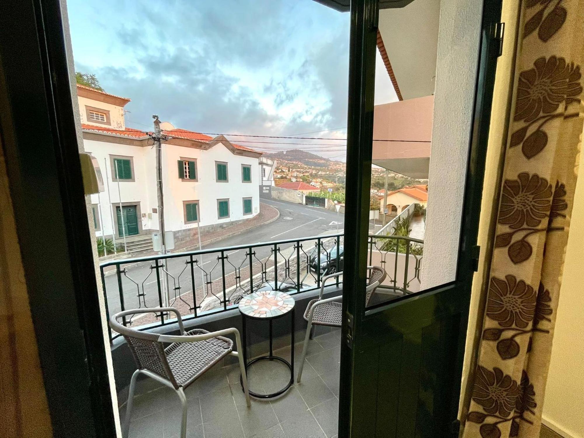 Апартаменты Mountain View Star Estreito Da Calheta Экстерьер фото